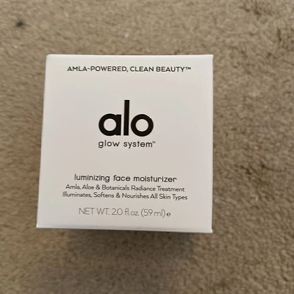 Alo face moisturizer NWT